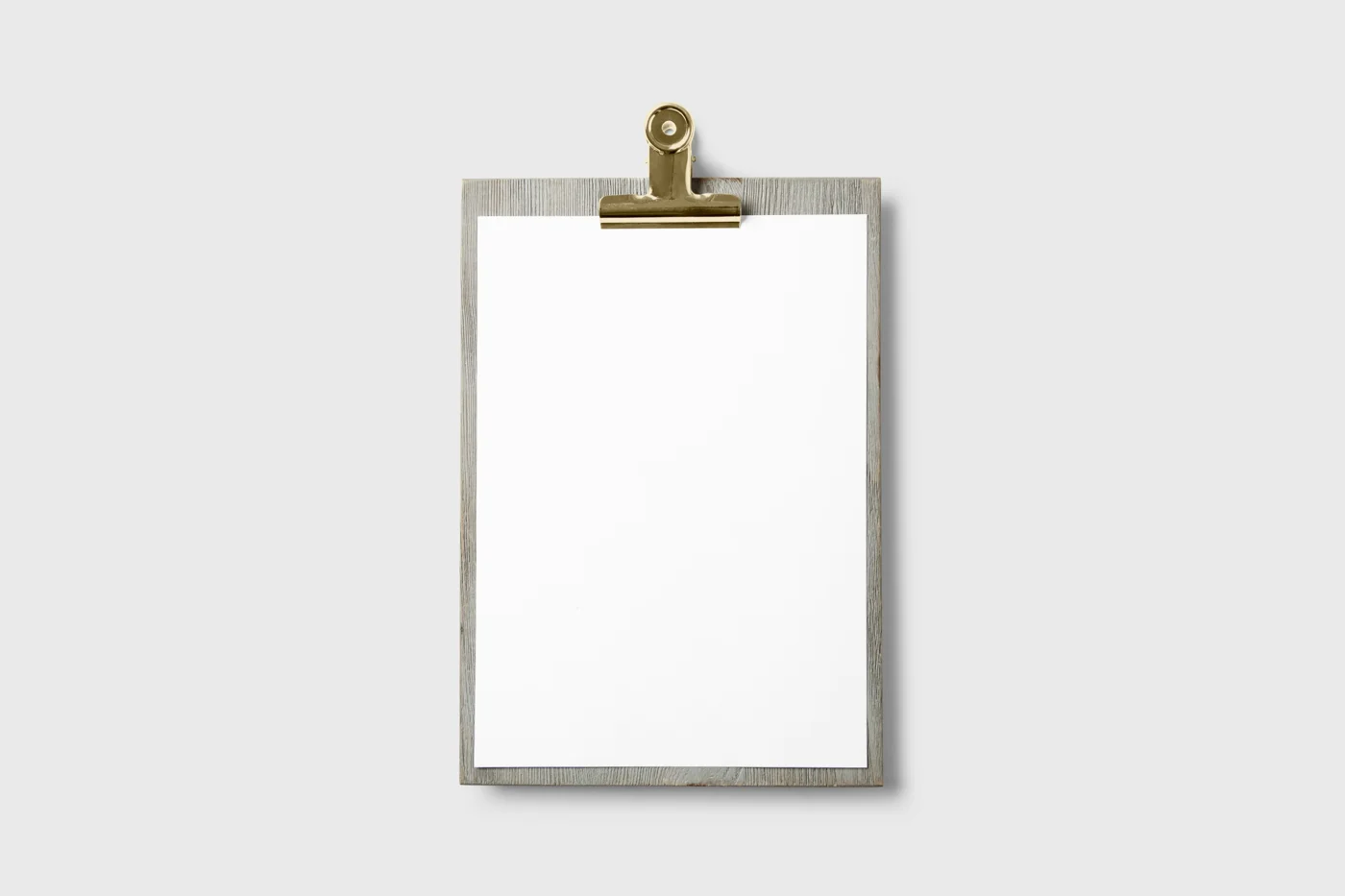 Blank clipboard ready for documenting a review