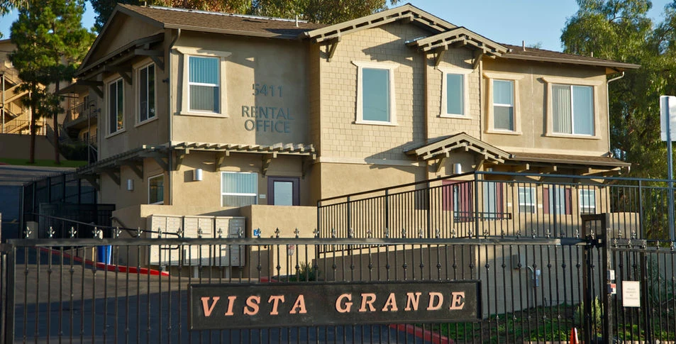Building and community at Vista Grande Apartments