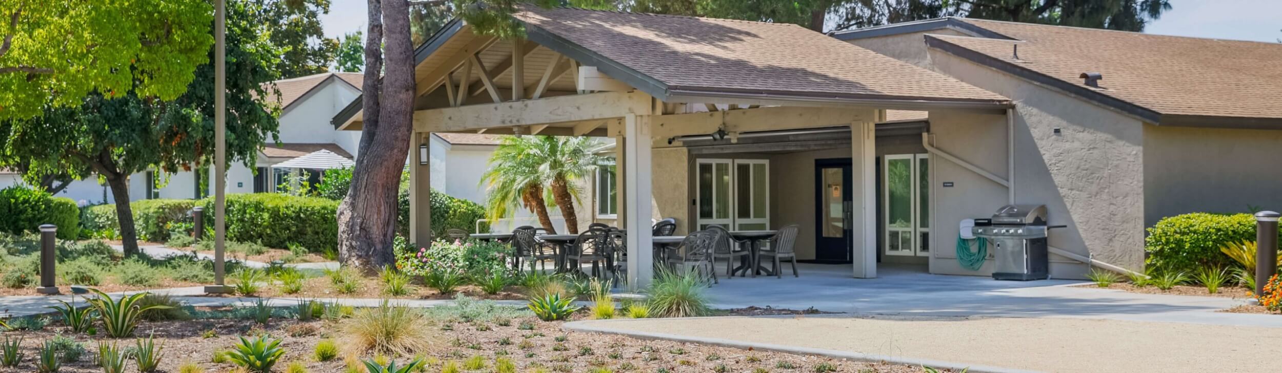 Windsor Gardens building and community